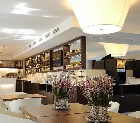 Base To Hotel 4*