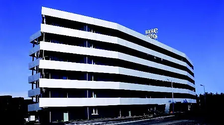 Base To Hotel